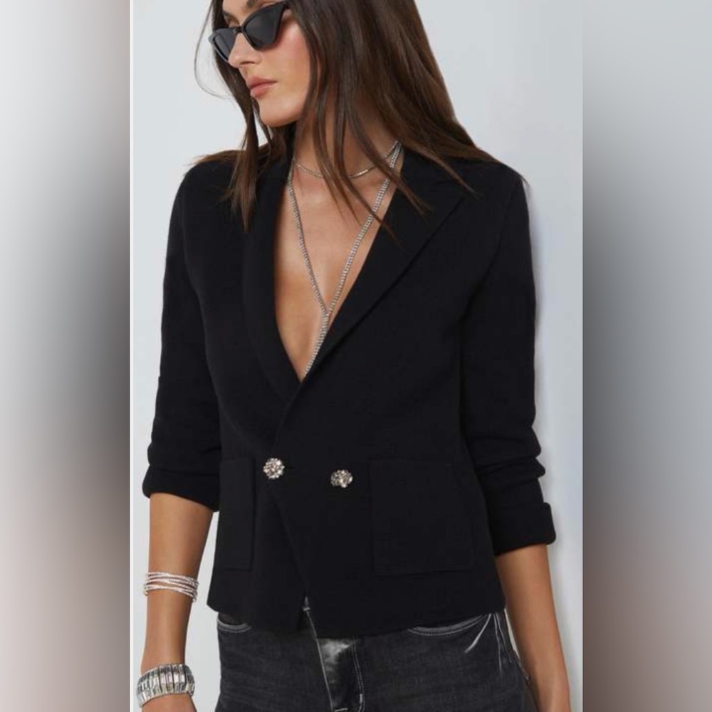 L'AGENCE **NWT** Sofia Crystal Button-Embellished Knitted Blazer in Black XL
